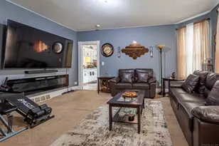 62 Wells Ave, East Hartford, CT 06108 - Photo 4