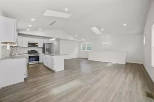 38 Brown St, West Haven, CT 06516 - Photo 6