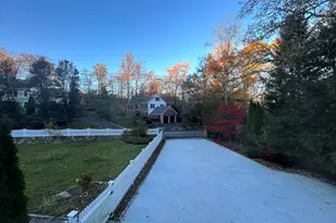 158 Jelliff Mill Rd, New Canaan, CT 06840 - Photo 40