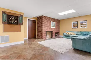 993 Pequot Ave, New London, CT 06320 - Photo 30