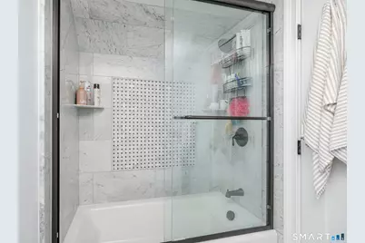 1140 Fairfield Beach Road, Fairfield, CT 06824 - Photo 16