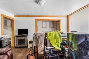 76 Chapel St, New Haven, CT 06513 - Photo 24