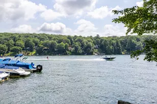 29 Candlewood Common, New Milford, CT 06776 - Photo 2