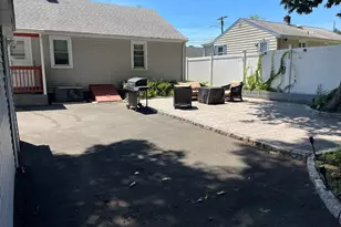 31 Forest St, East Haven, CT 06512 - Photo 6