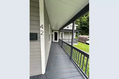 42 Litchfield Street, Thomaston, CT 06787 - Photo 4