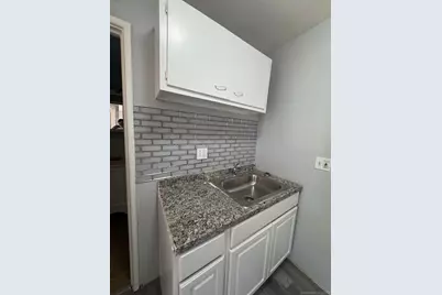 404 Charles Street #B2, Bridgeport, CT 06606 - Photo 2