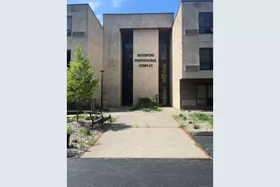 567 Vauxhall Street #105, 106, 112, 113, Waterford, CT 06385 - Photo 2