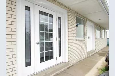 1511 Black Rock Turnpike #1, Fairfield, CT 06825 - Photo 2