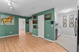 35 Ruth St, Bristol, CT 06010 - Photo 8