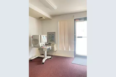 567 Vauxhall Street, Waterford, CT 06385 - Photo 8