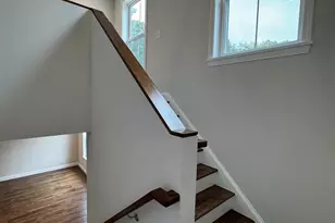 410 Alba Ave, Bridgeport, CT 06606 - Photo 16