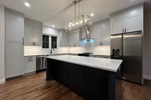 410 Alba Ave, Bridgeport, CT 06606 - Photo 10