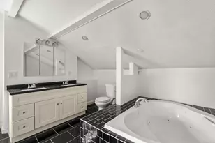 1 Charles St, Enfield, CT 06082 - Photo 14