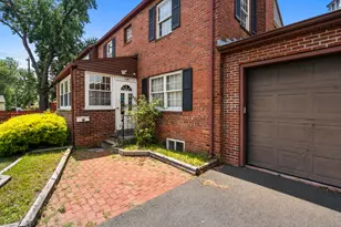 1 Charles St, Enfield, CT 06082 - Photo 30