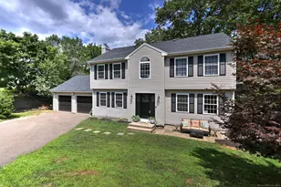 28 Edgewood Ave, Shelton, CT 06484 - Photo 2