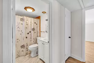 161 Bradley Ave, Hamden, CT 06514 - Photo 30