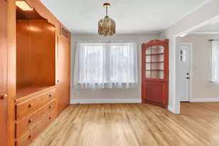 161 Bradley Ave, Hamden, CT 06514 - Photo 8