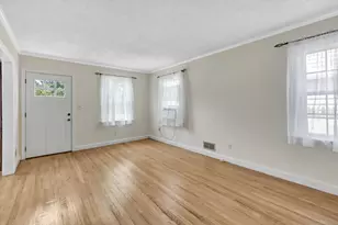 161 Bradley Ave, Hamden, CT 06514 - Photo 6