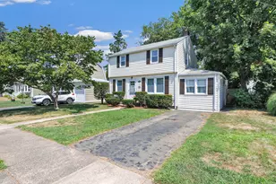 161 Bradley Ave, Hamden, CT 06514 - Photo 2