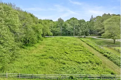 22 Brett Road, Fairfield, CT 06824 - Photo 1