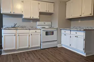 98 Water St, Derby, CT 06418 - Photo 6