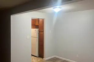 70 Farmington Ave, New London, CT 06320 - Photo 1