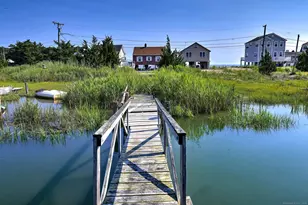 29 Circle Beach Rd, Madison, CT 06443 - Photo 16