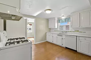 26 St Augustine St, West Hartford, CT 06110 - Photo 18