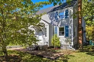 26 St Augustine St, West Hartford, CT 06110 - Photo 2