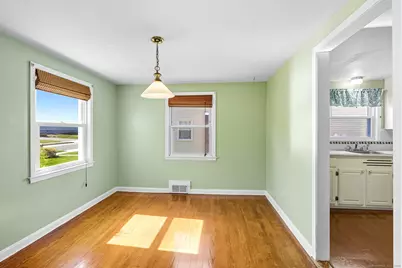 26 Saint Augustine Street, West Hartford, CT 06110 - Photo 22