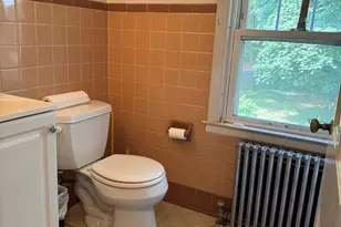 484 Pine Rock Ave, Hamden, CT 06514 - Photo 10