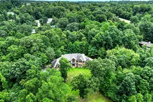 44 Virginia Rail Dr, Bethany, CT 06524 - Photo 2