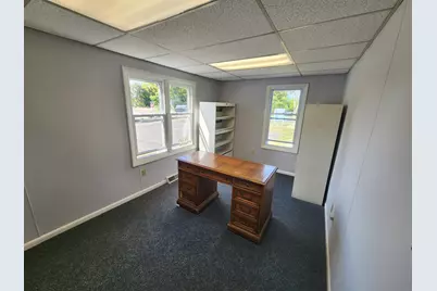 128 Saltonstall Parkway, East Haven, CT 06512 - Photo 12