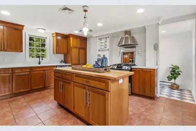 37 Miltiades Avenue, Greenwich, CT 06878 - Photo 8