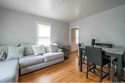 21 Poplar Street, Waterbury, CT 06708 - Photo 18