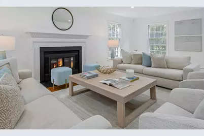 171 Proprietors Crossing, New Canaan, CT 06840 - Photo 6