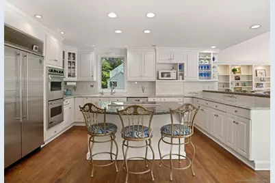 239 East Hunting Ridge Road, Stamford, CT 06903 - Photo 4