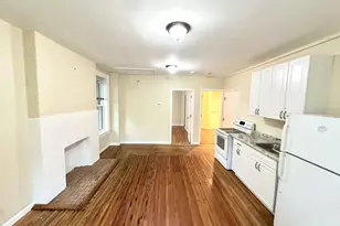 135 W Main St, Waterbury, CT 06702 - Photo 2