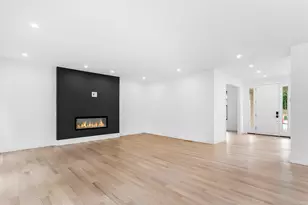 170 Oronoque Ln, Stratford, CT 06614 - Photo 14