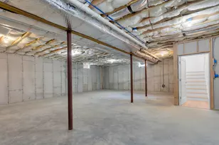 170 Oronoque Ln, Stratford, CT 06614 - Photo 32