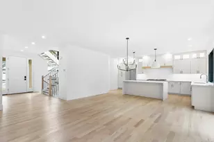 170 Oronoque Ln, Stratford, CT 06614 - Photo 4