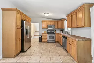 435 Shepard Ave, Hamden, CT 06514 - Photo 6