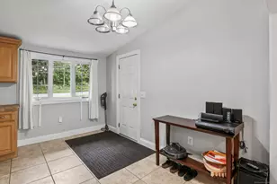 435 Shepard Ave, Hamden, CT 06514 - Photo 4