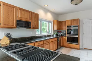 12 Cedar Vale Dr, New Milford, CT 06776 - Photo 8