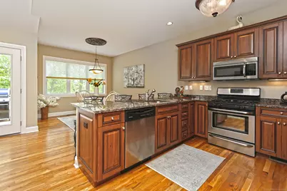 160 Kyles Way #160, Shelton, CT 06484 - Photo 10