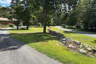 14 Kenilworth Dr, Killingworth, CT 06419 - Photo 2