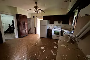 25 Clinton Ave, Middletown, CT 06457 - Photo 30