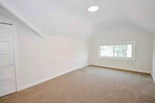 30 Helen St, Hamden, CT 06514 - Photo 28