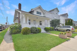 30 Helen St, Hamden, CT 06514 - Photo 2