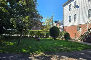 25 Clinton St, New Britain, CT 06053 - Photo 28